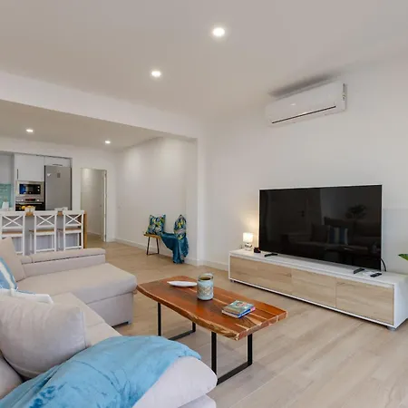 And By Fidalsa Apartment